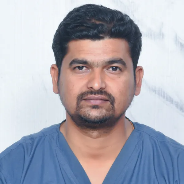 IVF Lab Assistant Mahesh Koth